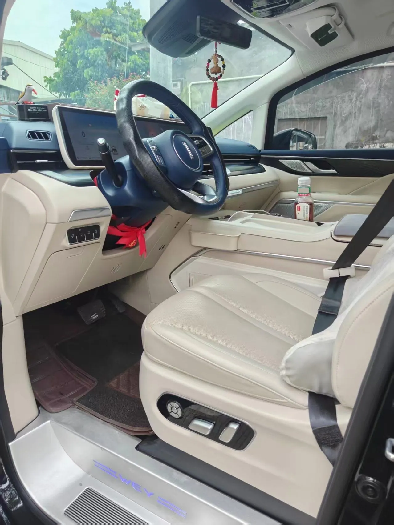 WEY 2024 Alpine PHEV 1.5T Four-wheel Drive Administrative Extended Edition Automatic Gear 3