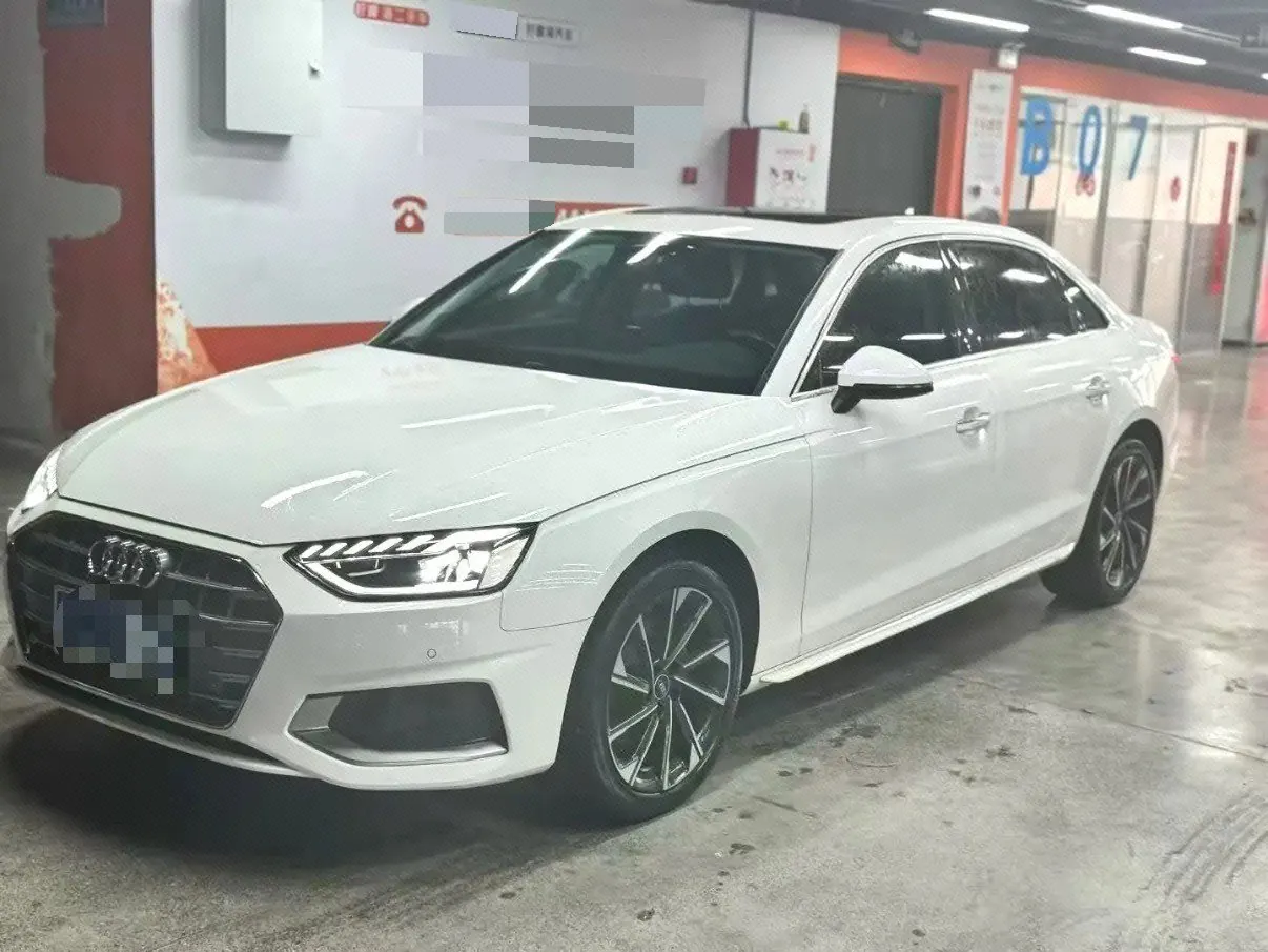 Open image lightbox: Audi 2020 A4L 2.0TFSI 40TFSI Fashion Dynamic Automatic
