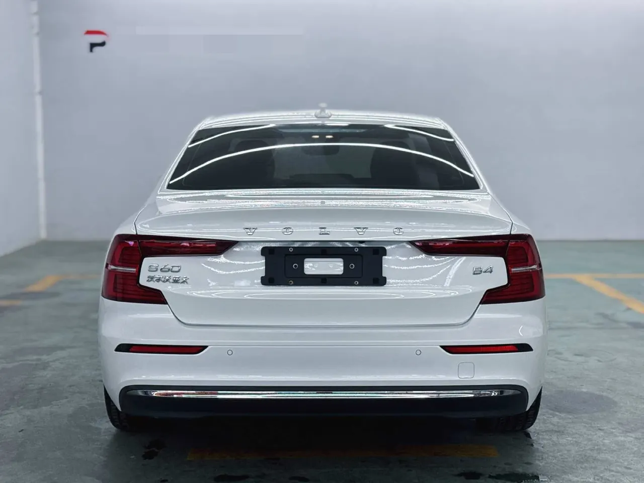Volvo 2024 S60 48V 2.0T B4 Zhiyuan Deluxe Edition Automatic Gear 7