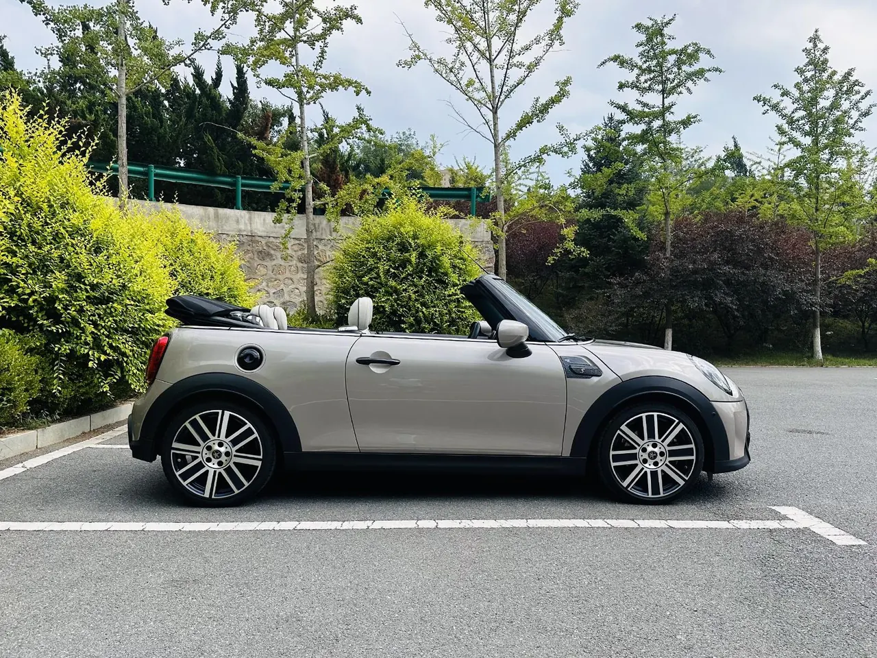 MINI Cabrio (Imported) 2022 Cooper S Cabrio 2.0T Sidewalk Automatic 7