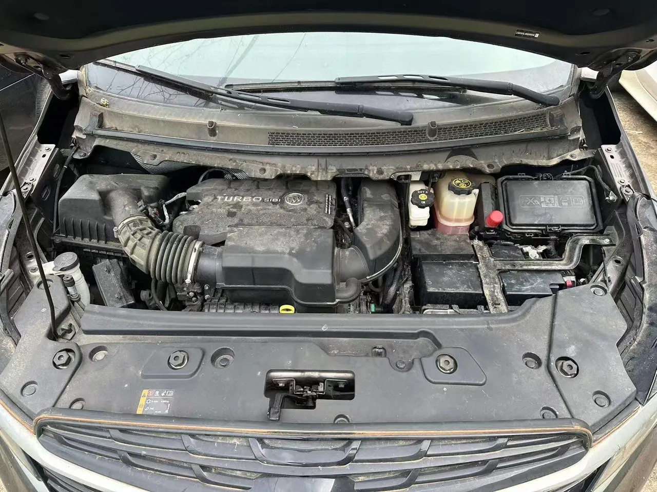 Buick 2022 GL8 Land Business Class 48V 2.0T 652T Luxury Automatic Gear 5