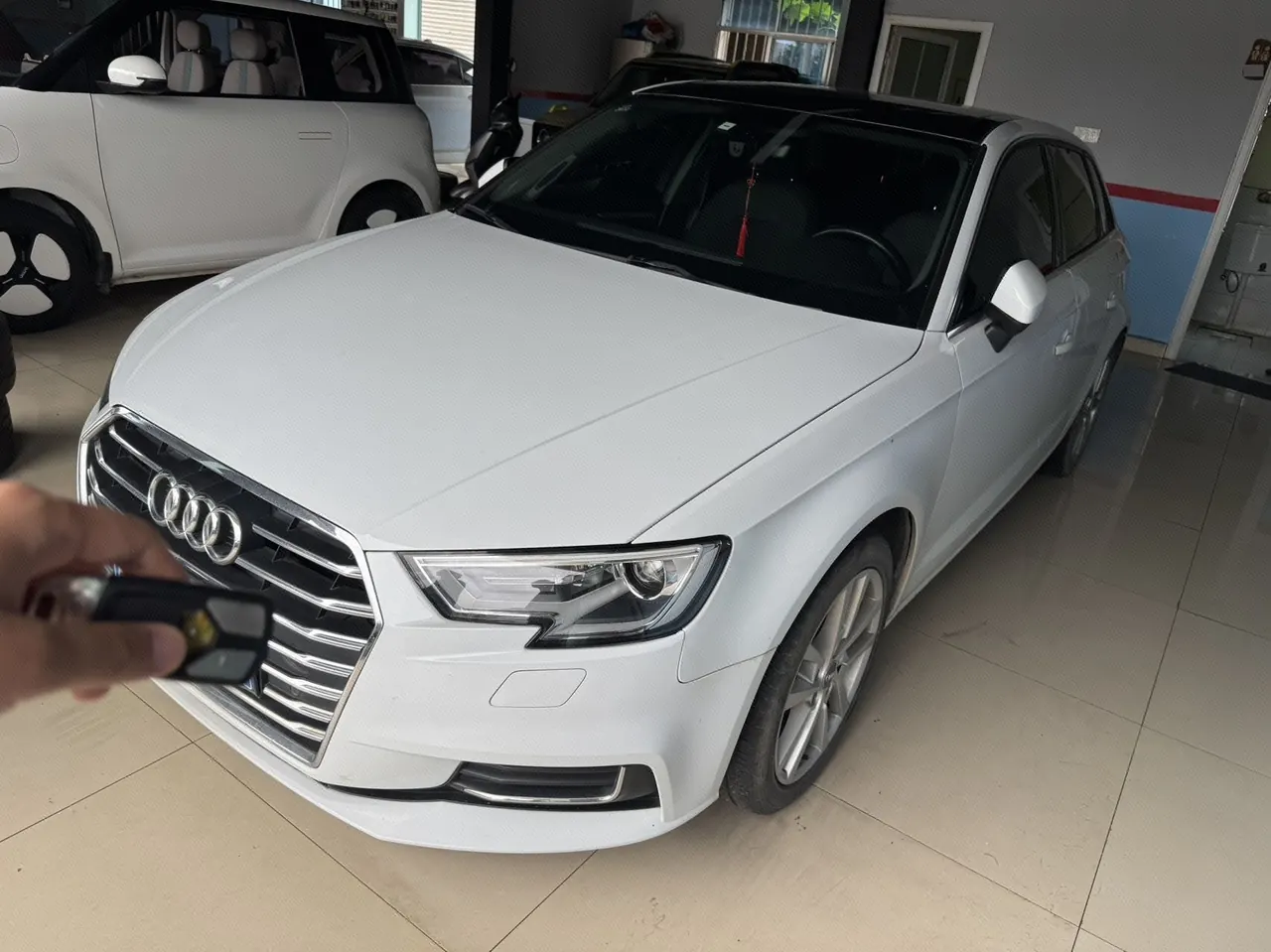 打开图片灯箱:Audi 2020 A3 Sportback 1.4TFSI 35TFSI aggressive (modified) automatic gear