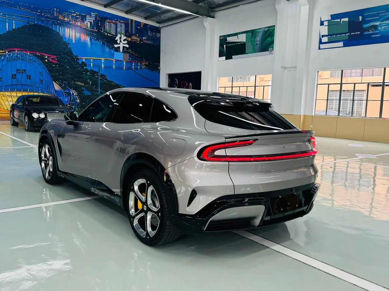MI 2025 YU7 Long Endurance Four-wheel Drive Pro Edition Automatic Gear 7