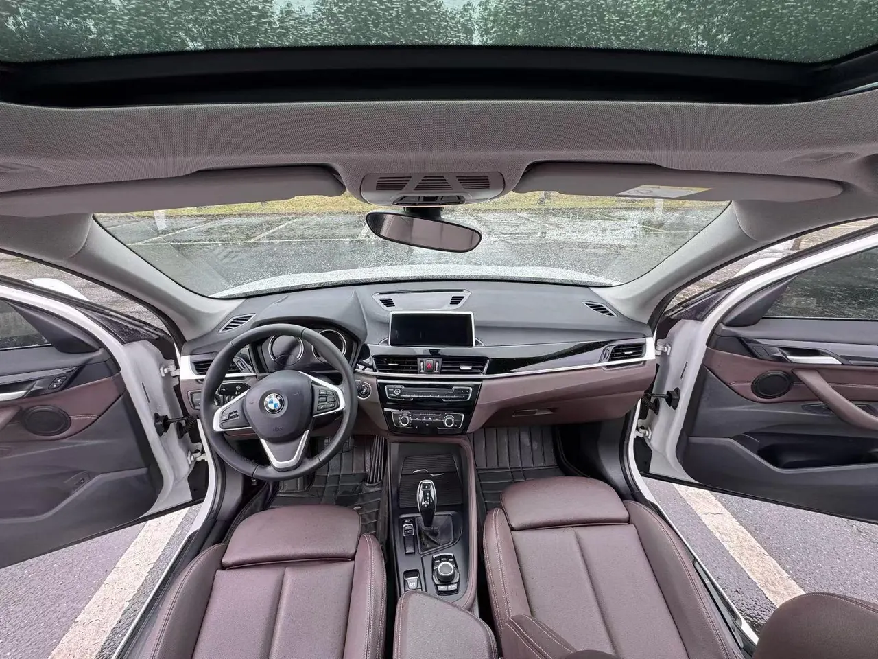 BMW 2020 X1 sDrive20Li 1.5T fashion automatic gear 6
