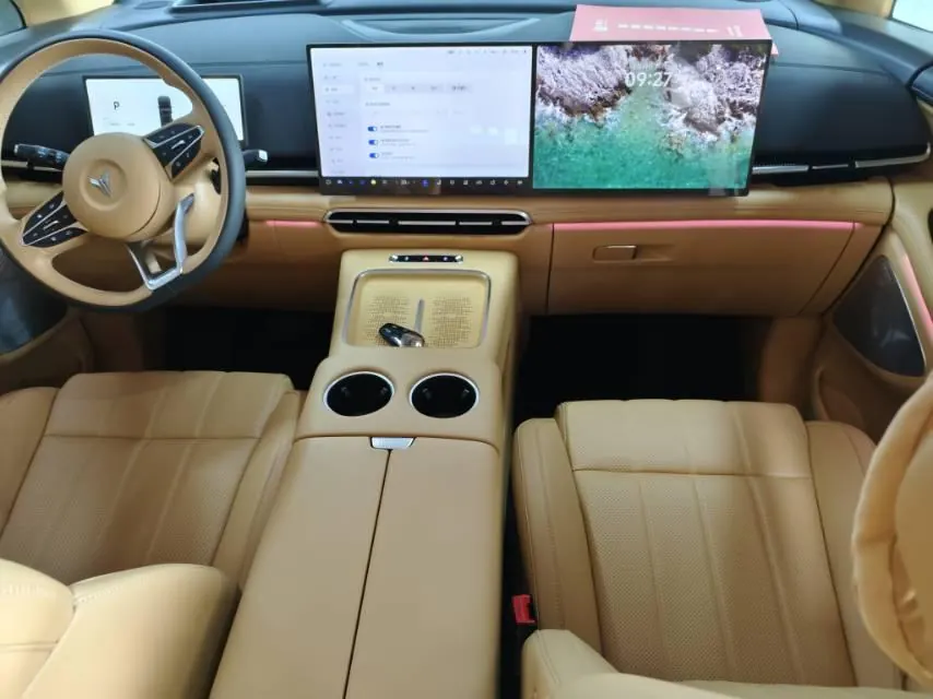 Voyah 2025 dreamers PHEV 1.5T four-wheel drive distinguished Kunpeng version automatic gear 4