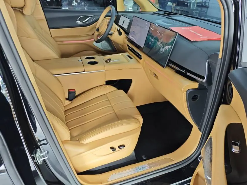 Voyah 2025 dreamers PHEV 1.5T four-wheel drive distinguished Kunpeng version automatic gear 5