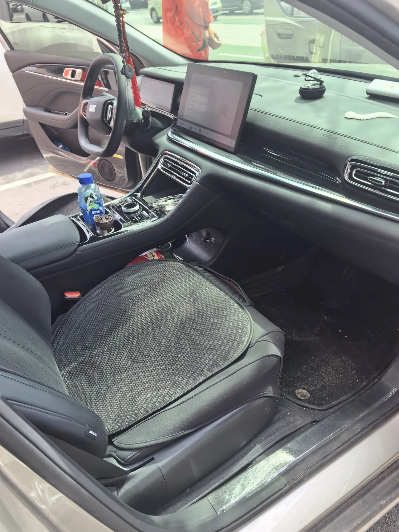 Geely Galaxy 2025 xingyao 6 EM-i 1.5 125km sailing version automatic gear 5