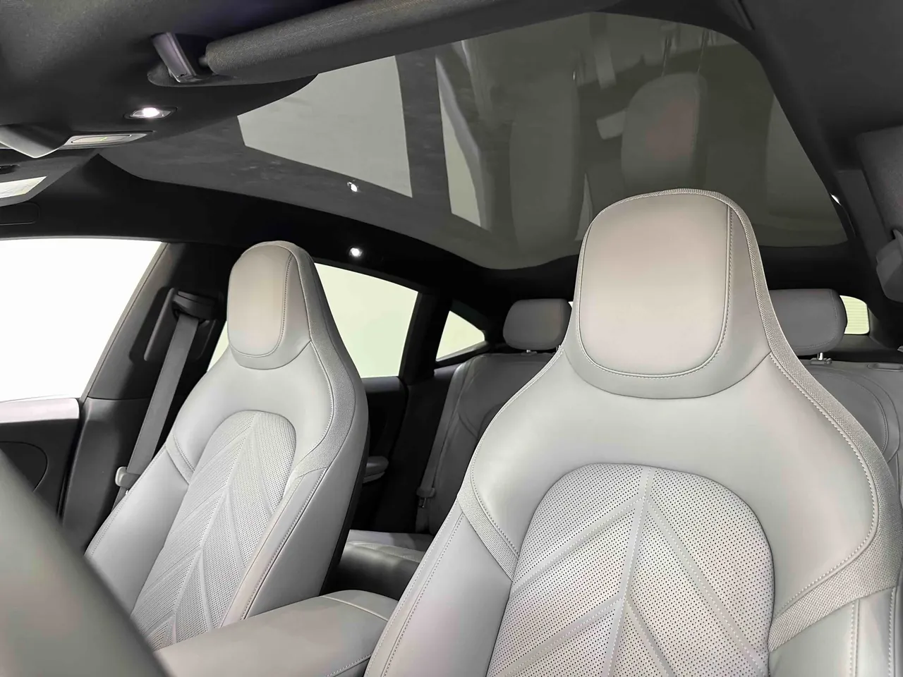 NIO 2025 ET5 75kWh automatic transmission 13