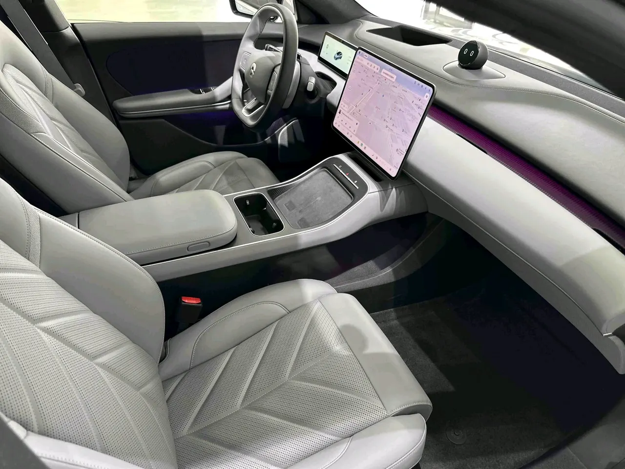 NIO 2025 ET5 75kWh automatic transmission 18