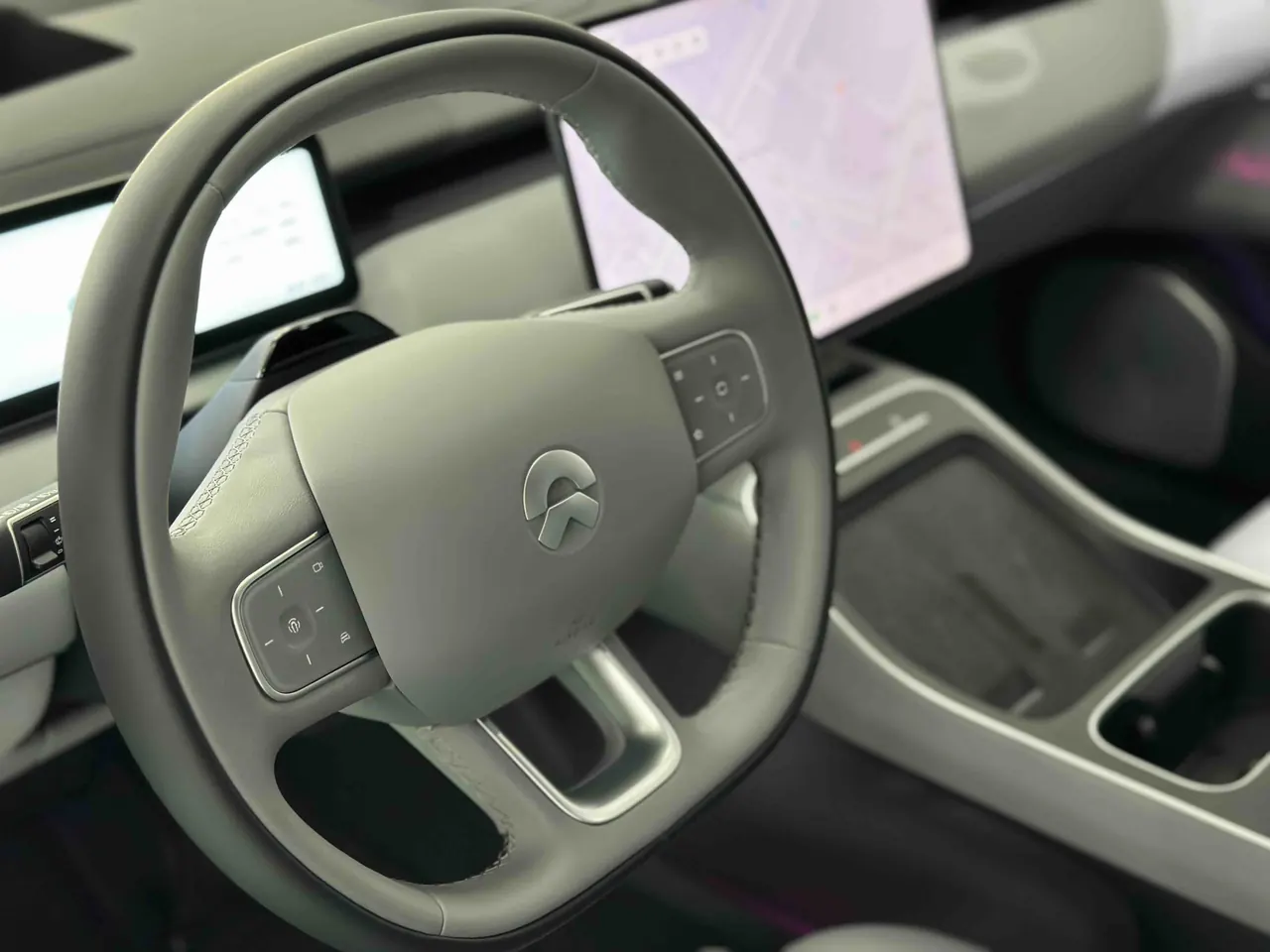 NIO 2025 ET5 75kWh automatic transmission 4