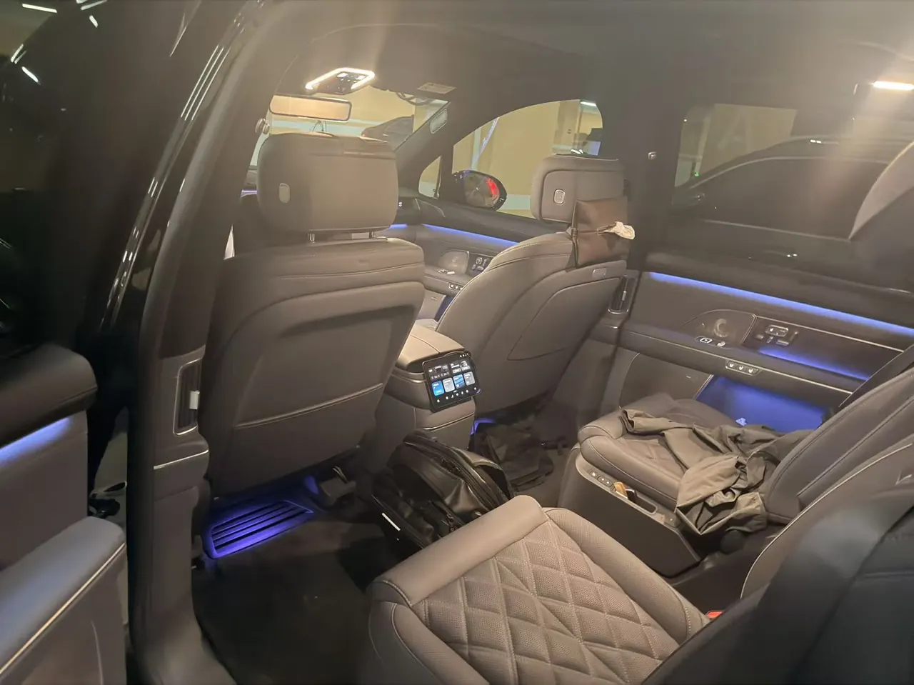 NIO 2026 ES8 6-seat executive deluxe automatic gear 2