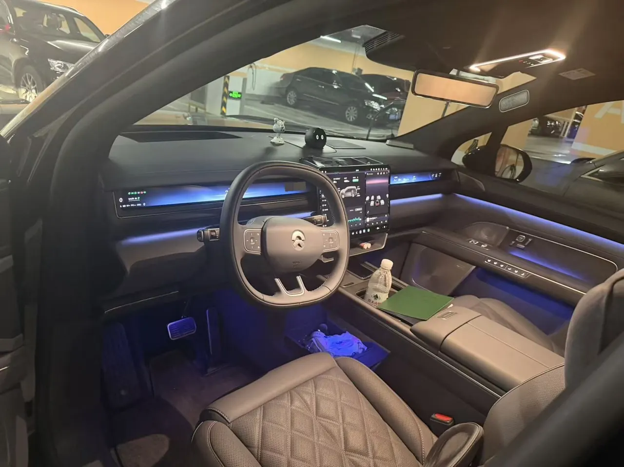 NIO 2026 ES8 6-seat executive deluxe automatic gear 3