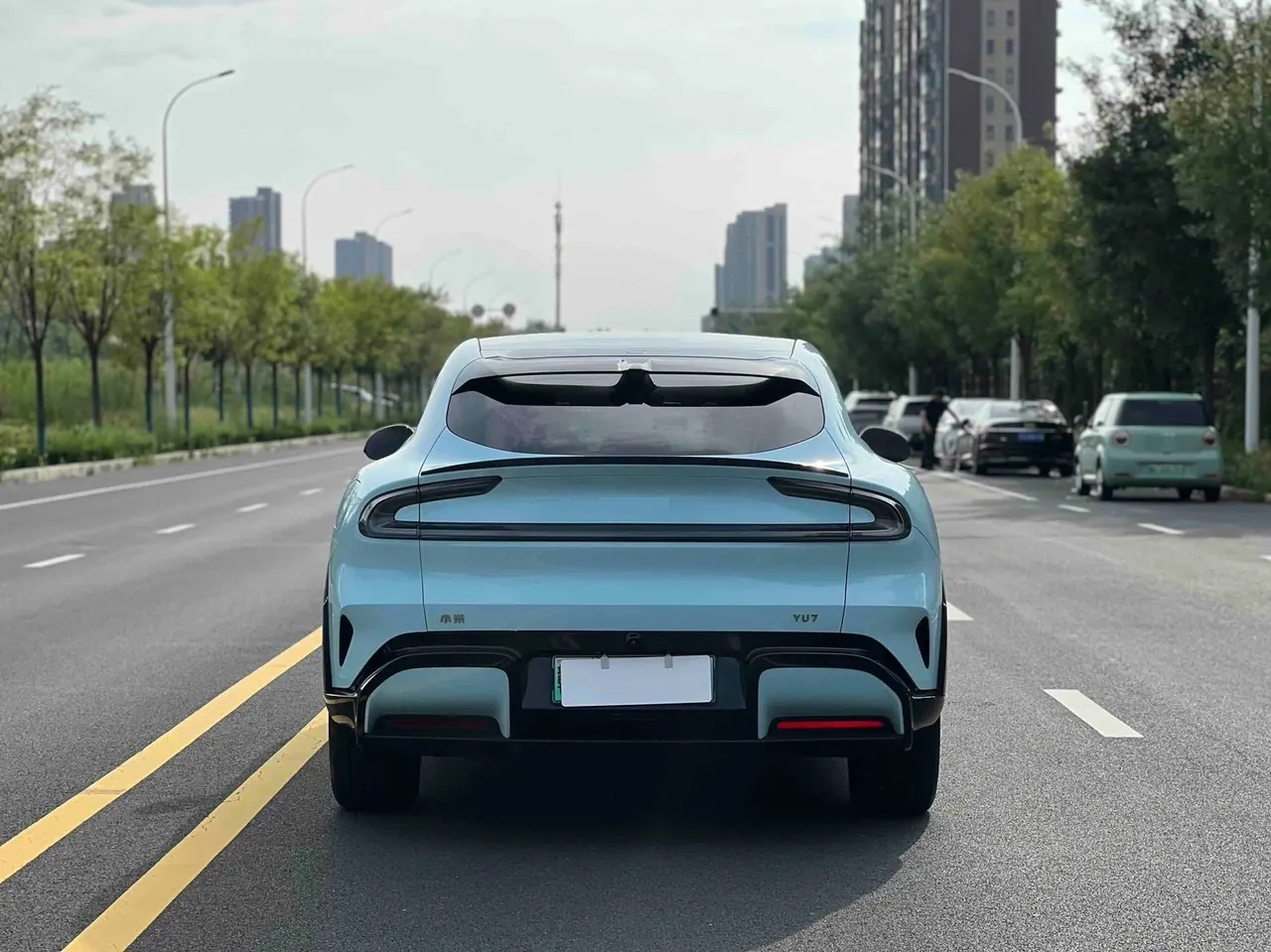 MI 2025 YU7 Long Endurance Rear Drive Automatic Gear 8