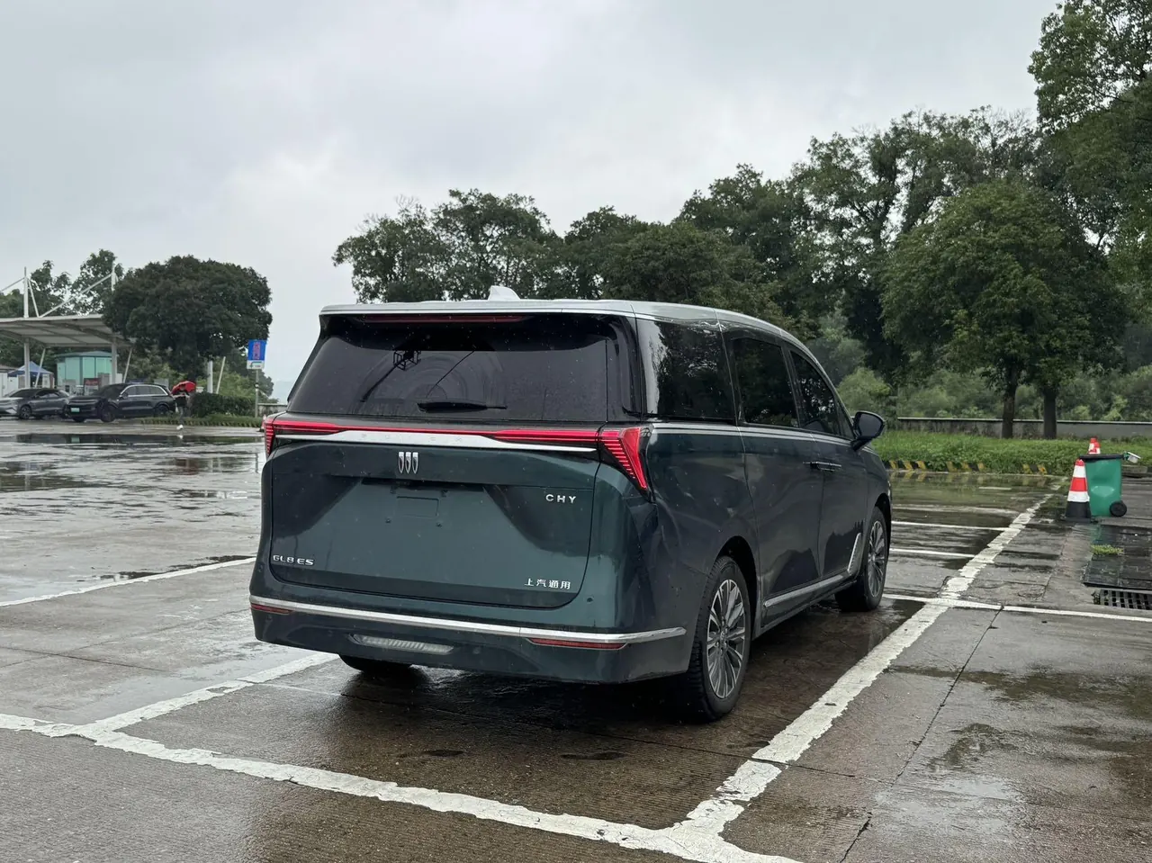 Buick 2025 GL8 ES Lu Zun 48V 2.0T Premium Edition Automatic Gear 9