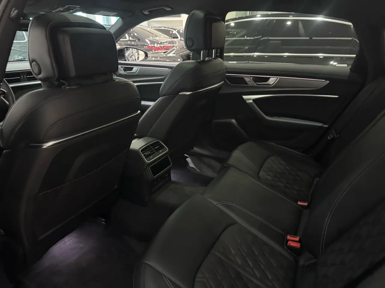 Audi 2025 A6L 2.0TFSI 45TFSI Selected Dynamic (Modified) Automatic Gear 5