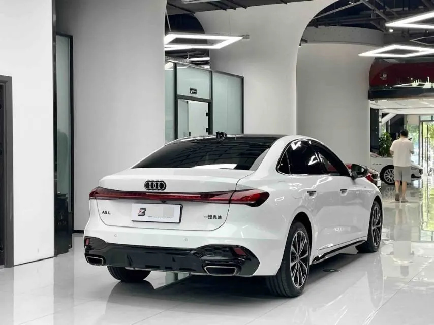 Audi 2026 A5L 2.0T Sports Edition Automatic 9