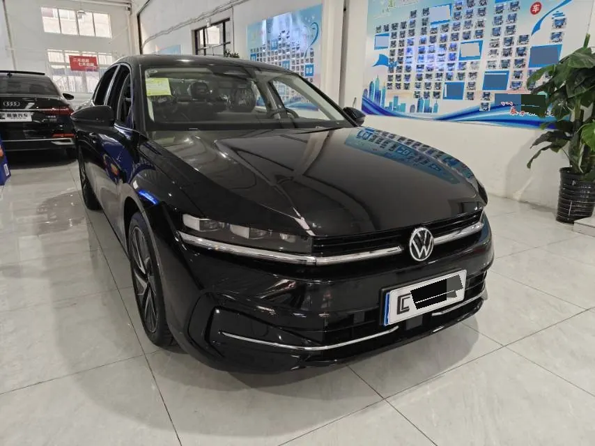 Volkswagen 2026 Magotan 2.0TSI 380TSI Premium Edition Da Mai Bag Automatic Gear 3
