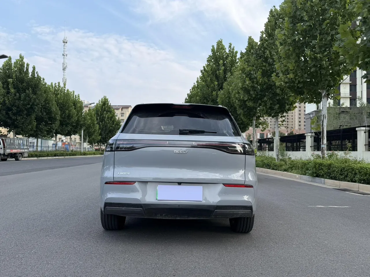 Geely Galaxy 2026 E 5 610km Discovery Edition Automatic Gear 8