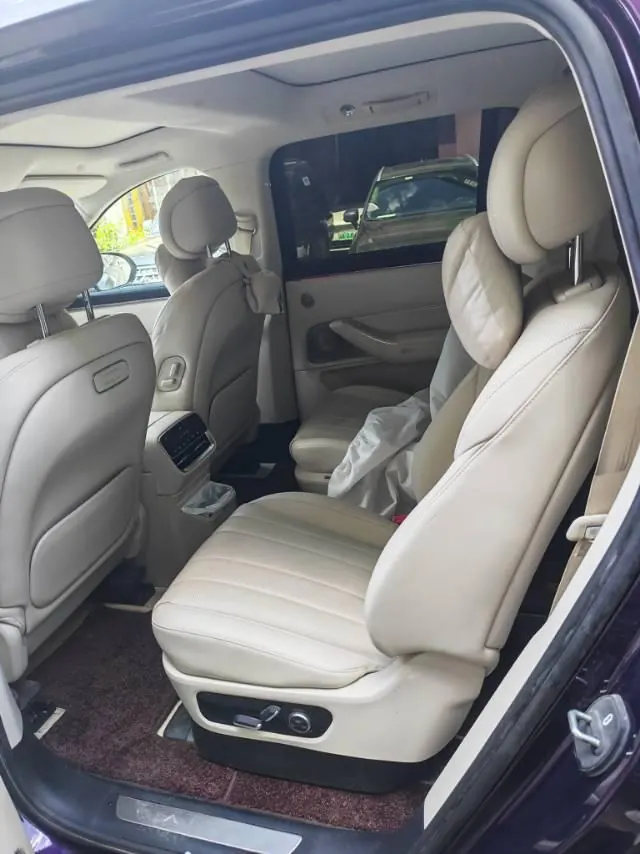AITO 2025 AITO M8 Max Edition 53.4kWh 6-seat Edition Automatic Gear 4