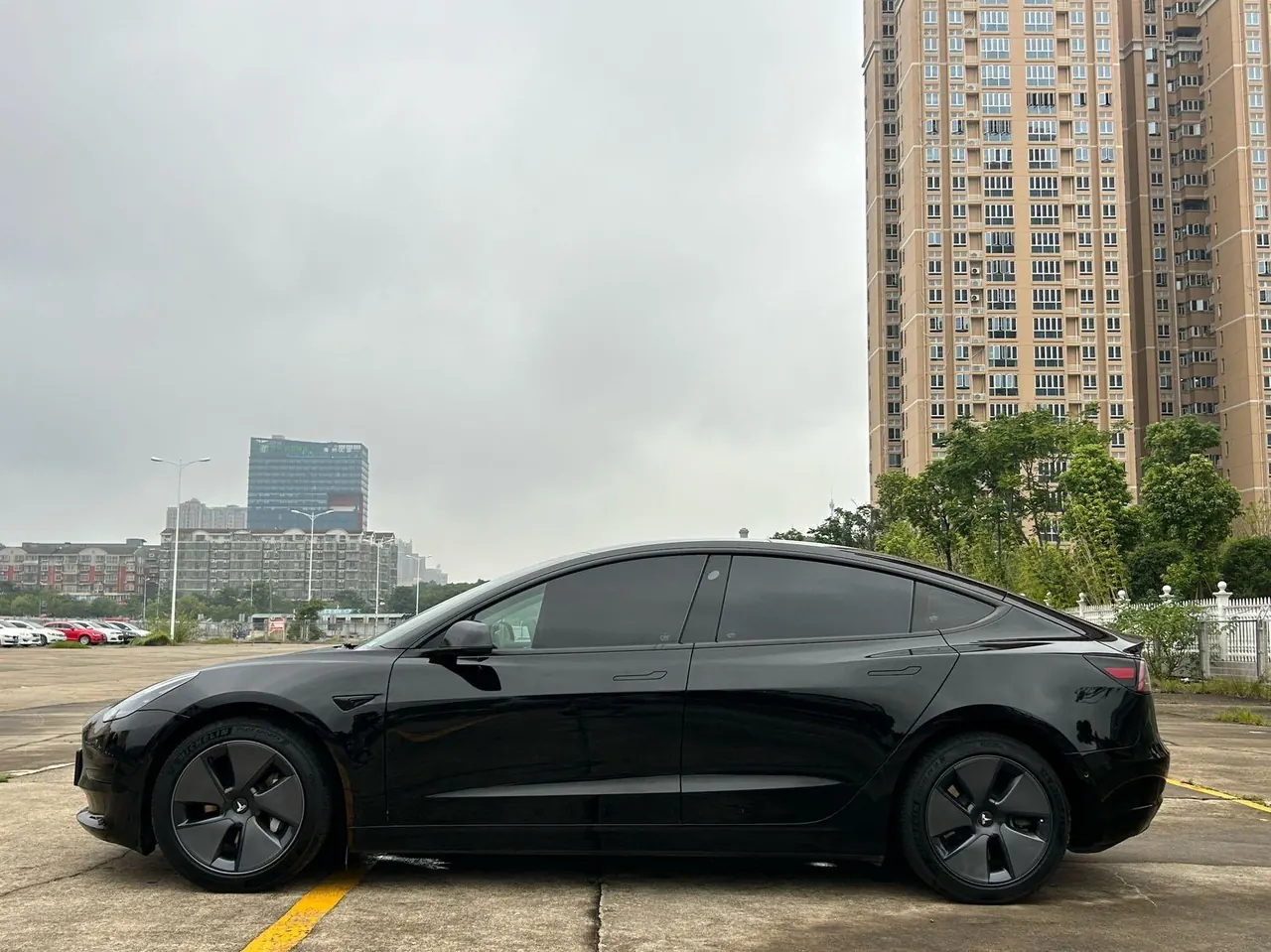 Tesla 2022 Model 3 rear-wheel drive version of automatic transmission 9