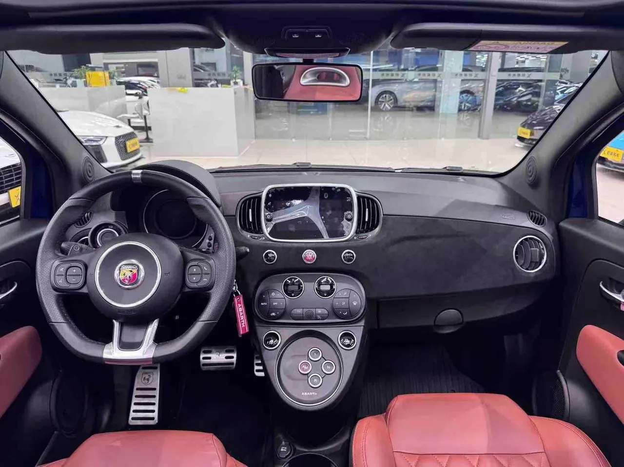 Fiat 500 (Imported) 2022 500 Abarth 1.4T Sequence Variable Speed Manual Gear 4