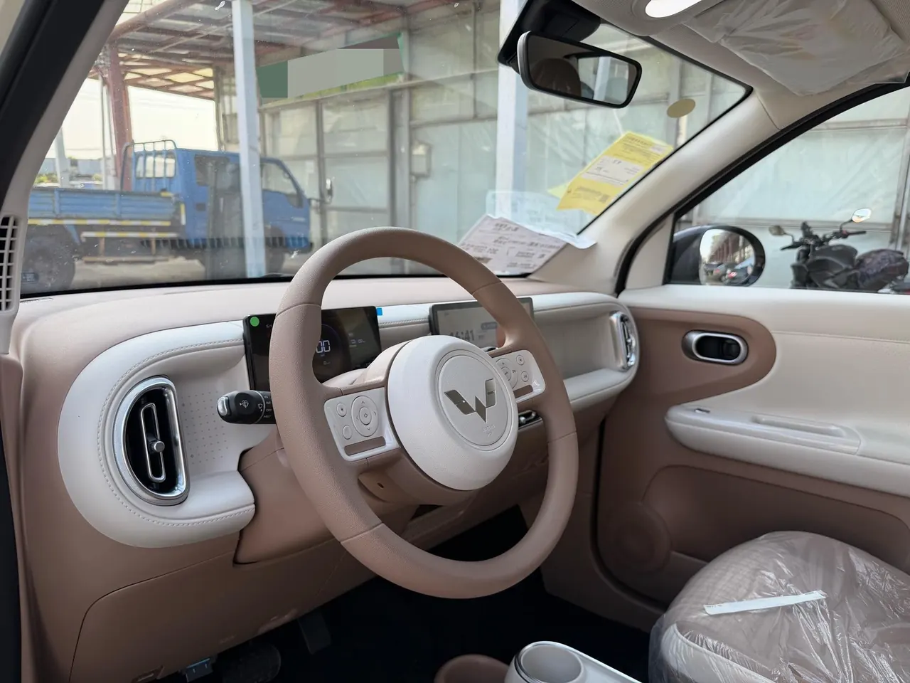 WuLing 2026 Hongguang MINI EV 301km Enjoy Automatic Gear 9