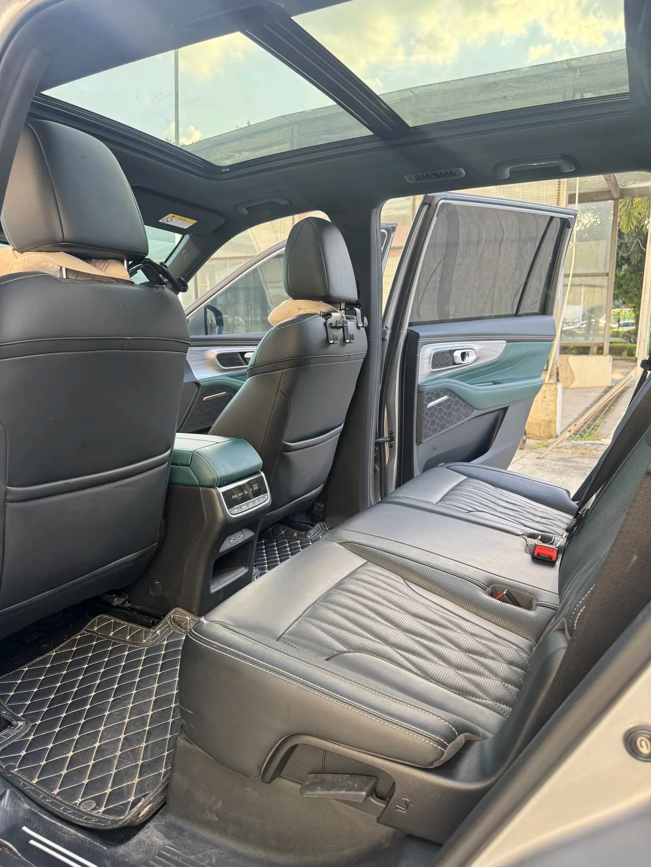 Chuanqi 2022 GS8 2.0TGDI Two-Drive Deluxe Zhilian Edition Seven-seat Automatic Gear 6