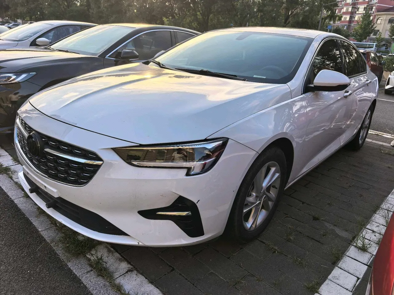 Open image lightbox: Buick 2022 Regal 1.5T 552T Smart Automatic Gear