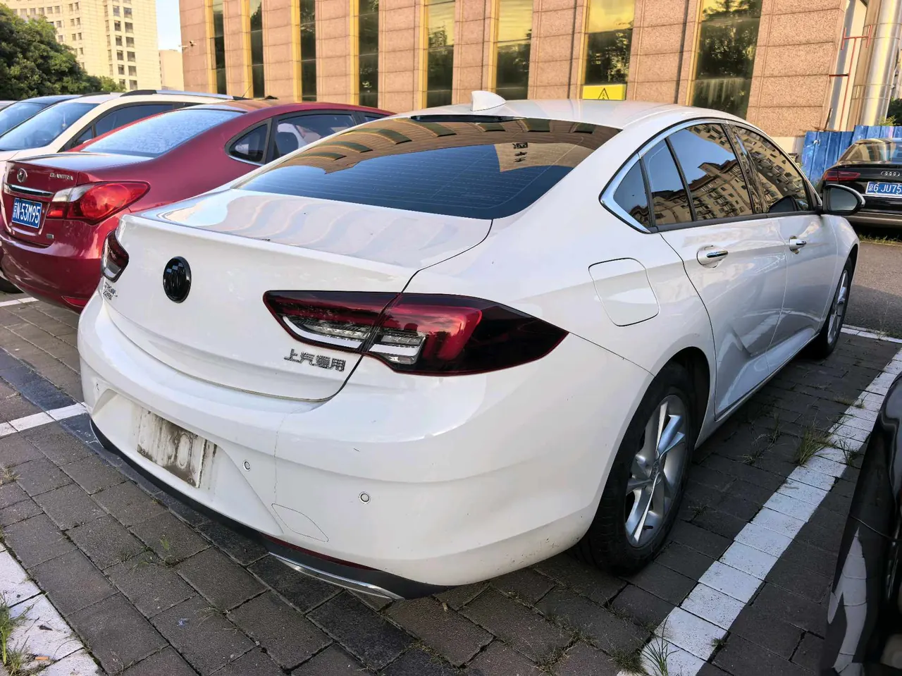 Buick 2022 Regal 1.5T 552T Smart Automatic Gear 5