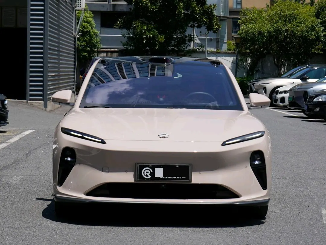 NIO 2022 ET5 75kWh automatic gear 5