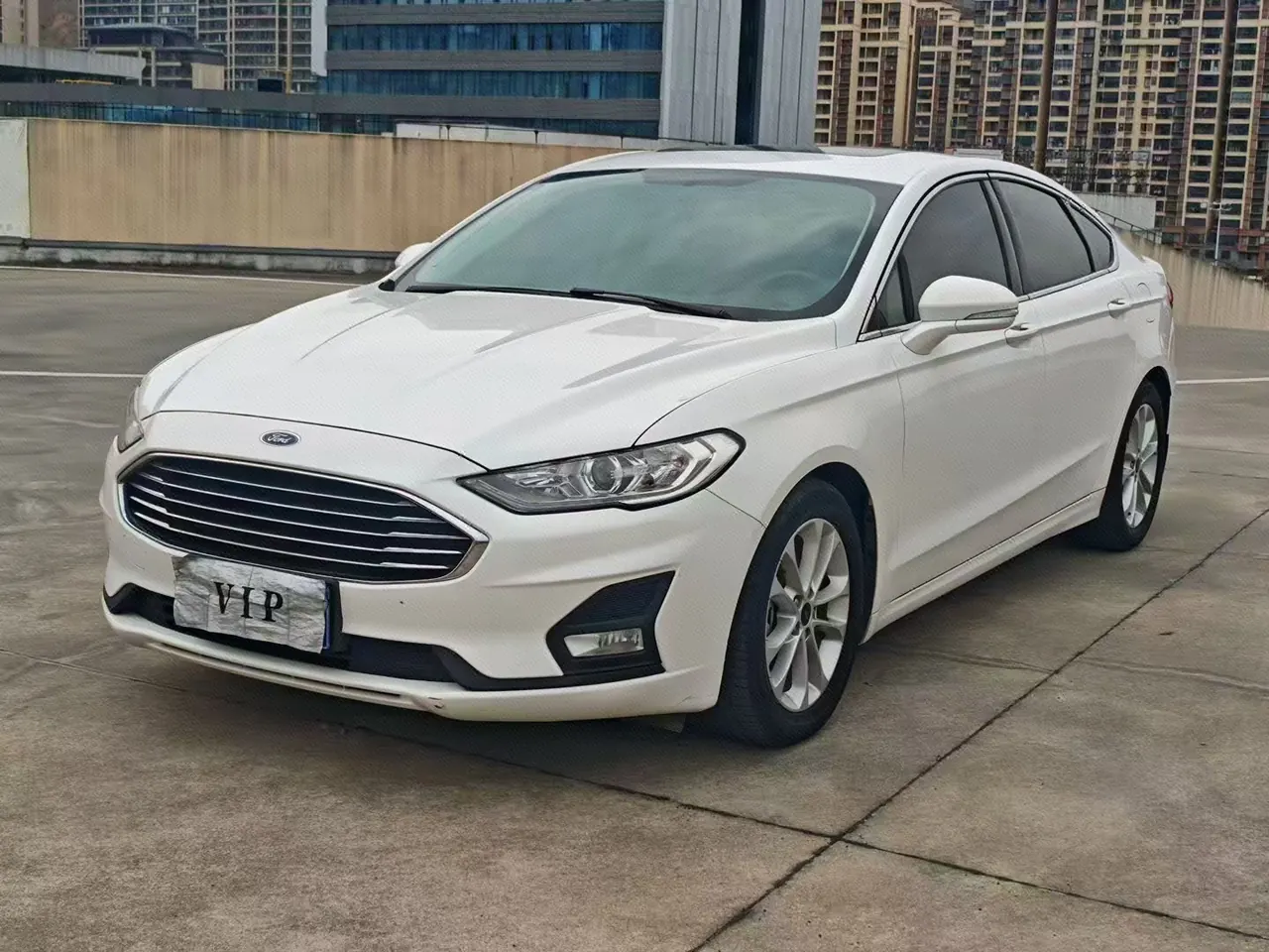 Open image lightbox: Ford 2020 Mondeo 1.5T EcoBoost 180 Luxury Automatic Gear