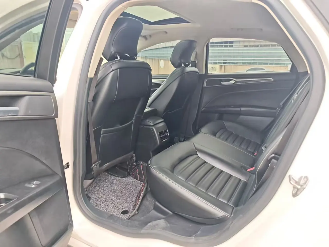 Ford 2020 Mondeo 1.5T EcoBoost 180 Luxury Automatic Gear 6