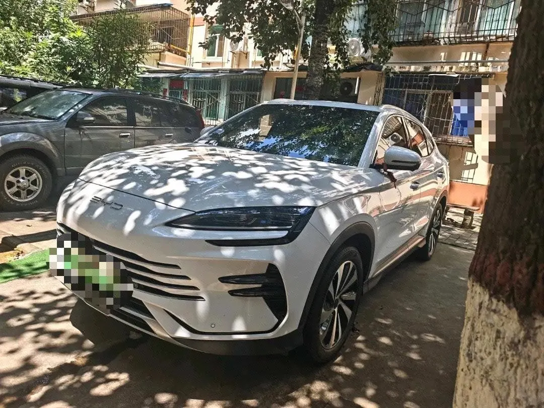 Open image lightbox: BYD Song PLUS New Energy 2024 Song PLUS DM-i 1.5 Stepless Glory Edition 110km Flagship Automatic Gear