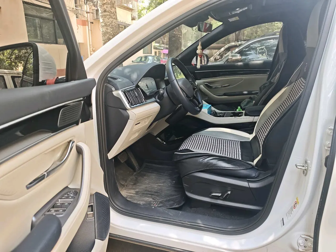BYD Song PLUS New Energy 2024 Song PLUS DM-i 1.5 Stepless Glory Edition 110km Flagship Automatic Gear 6
