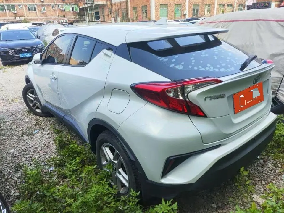 Toyota 2020 C- HR 2.0 stepless leading version of automatic gear 3