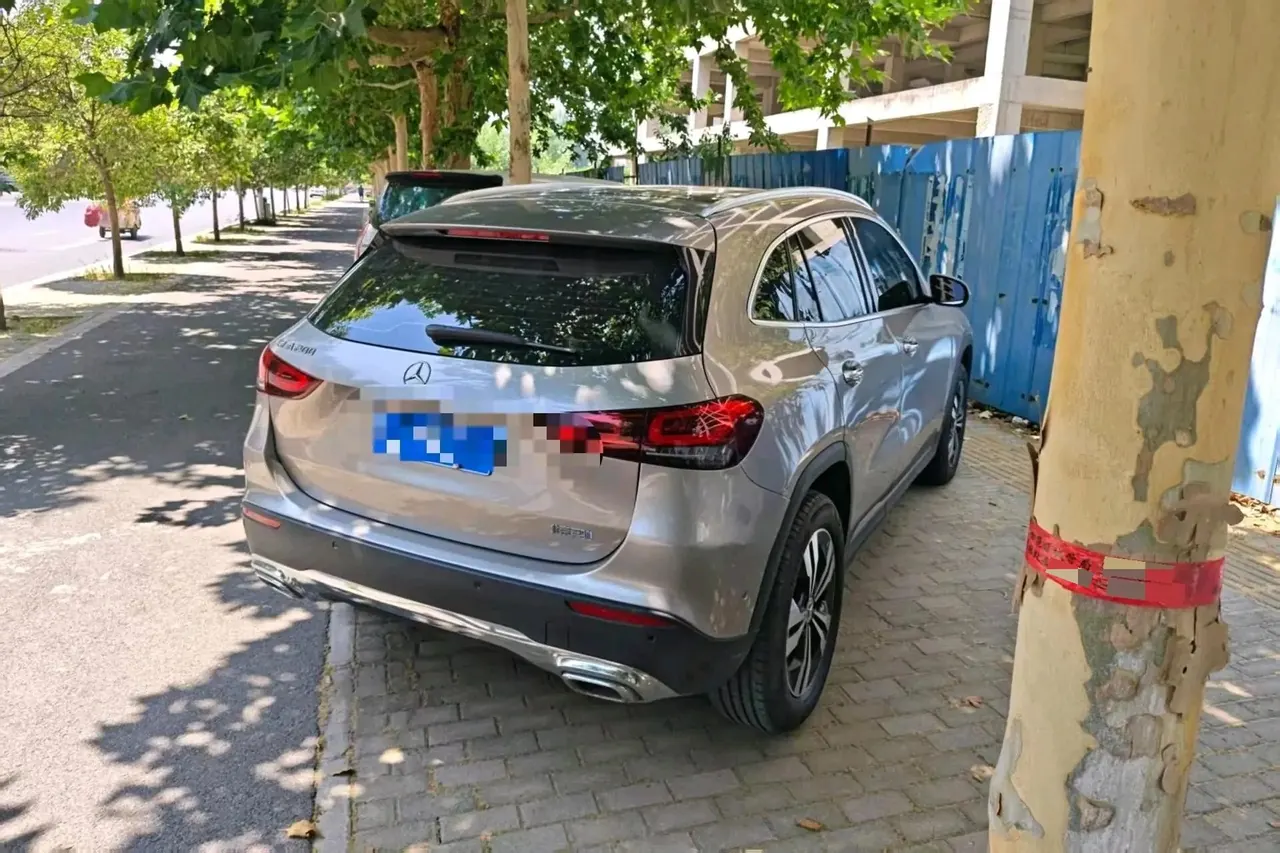 Mercedes Benz 2022 GLA 200 1.3T (modified) automatic gear 2
