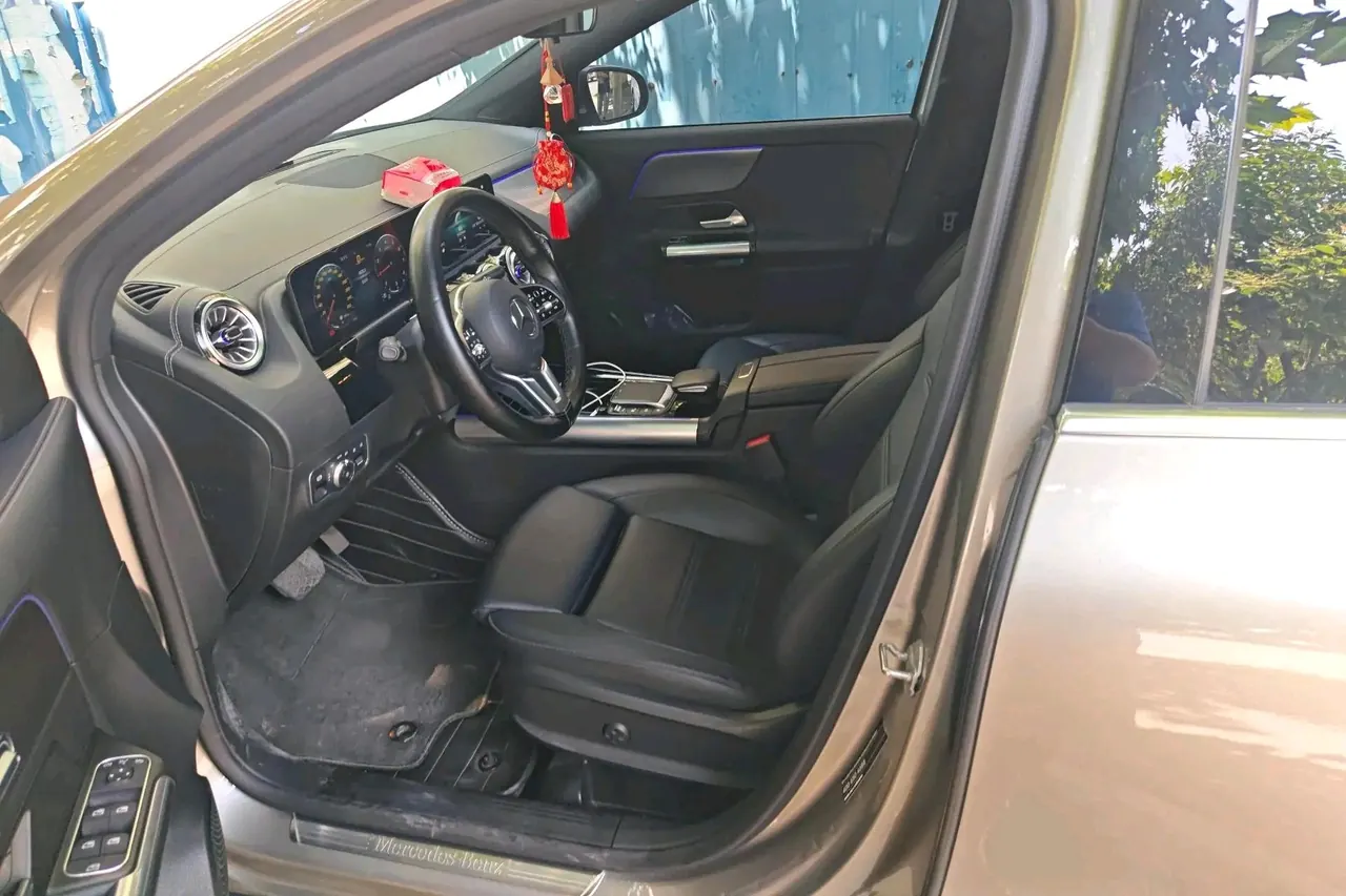 Mercedes Benz 2022 GLA 200 1.3T (modified) automatic gear 3