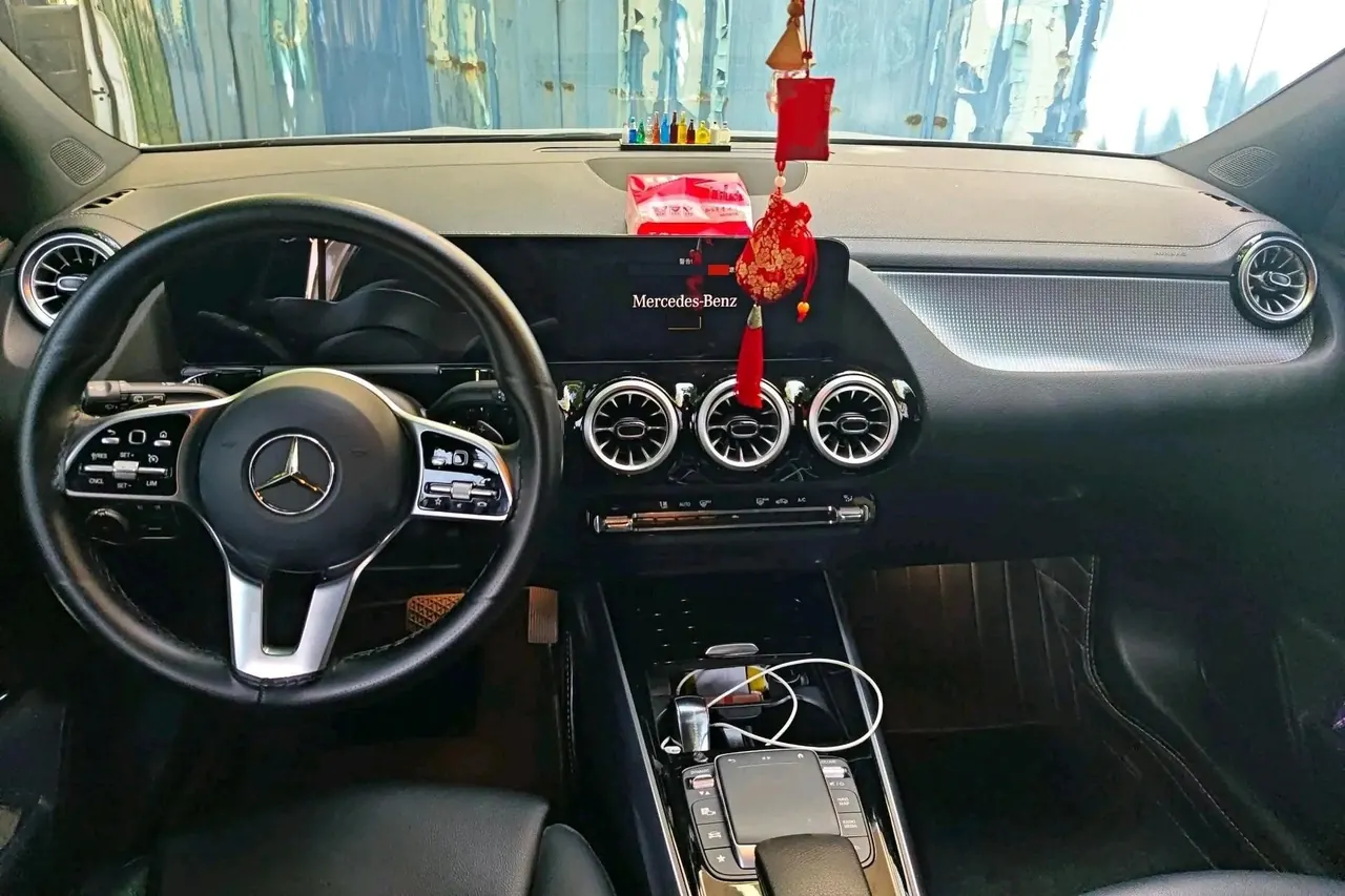 Mercedes Benz 2022 GLA 200 1.3T (modified) automatic gear 5