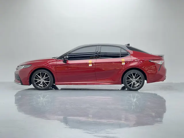 Toyota 2021 Camry 2.5S Front Edition Automatic Gear 3