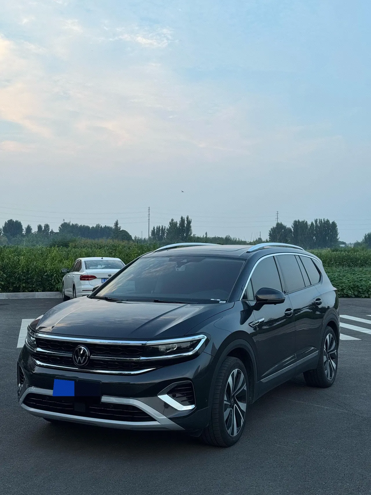 Open image lightbox: Volkswagen 2024 model range 2.0TSI 380TSI four-wheel drive luxury version Pro7 automatic gear