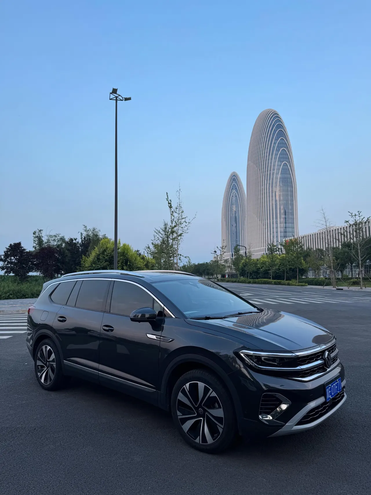 Volkswagen 2024 model range 2.0TSI 380TSI four-wheel drive luxury version Pro7 automatic gear 2