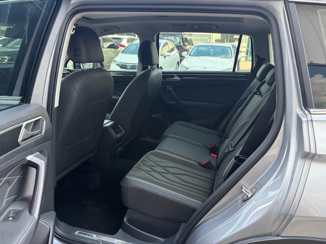 Volkswagen Tiguan L New Energy 2022 Tiguan L PHEV 1.4T 430 Premium Edition Automatic Gear 5
