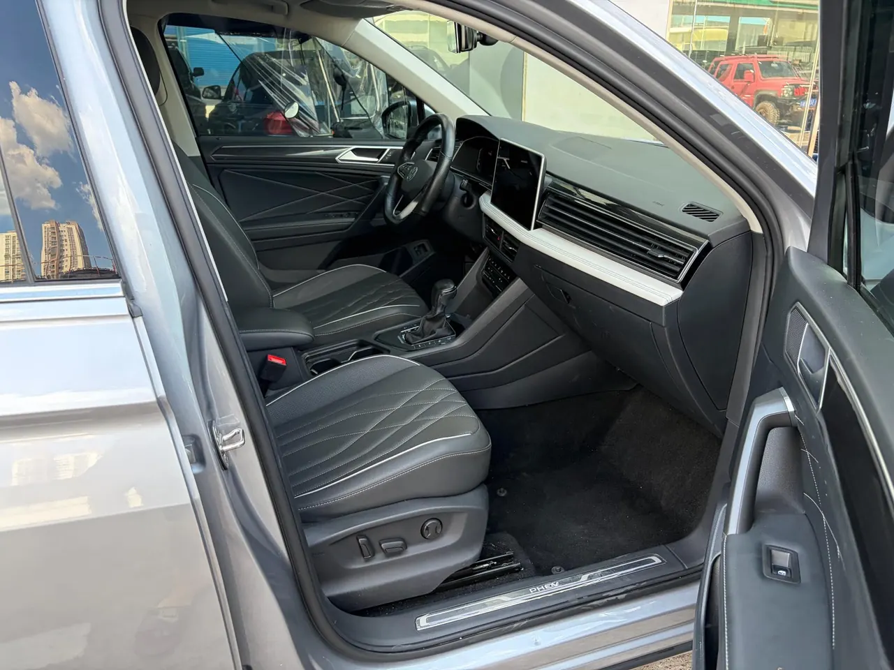 Volkswagen Tiguan L New Energy 2022 Tiguan L PHEV 1.4T 430 Premium Edition Automatic Gear 7