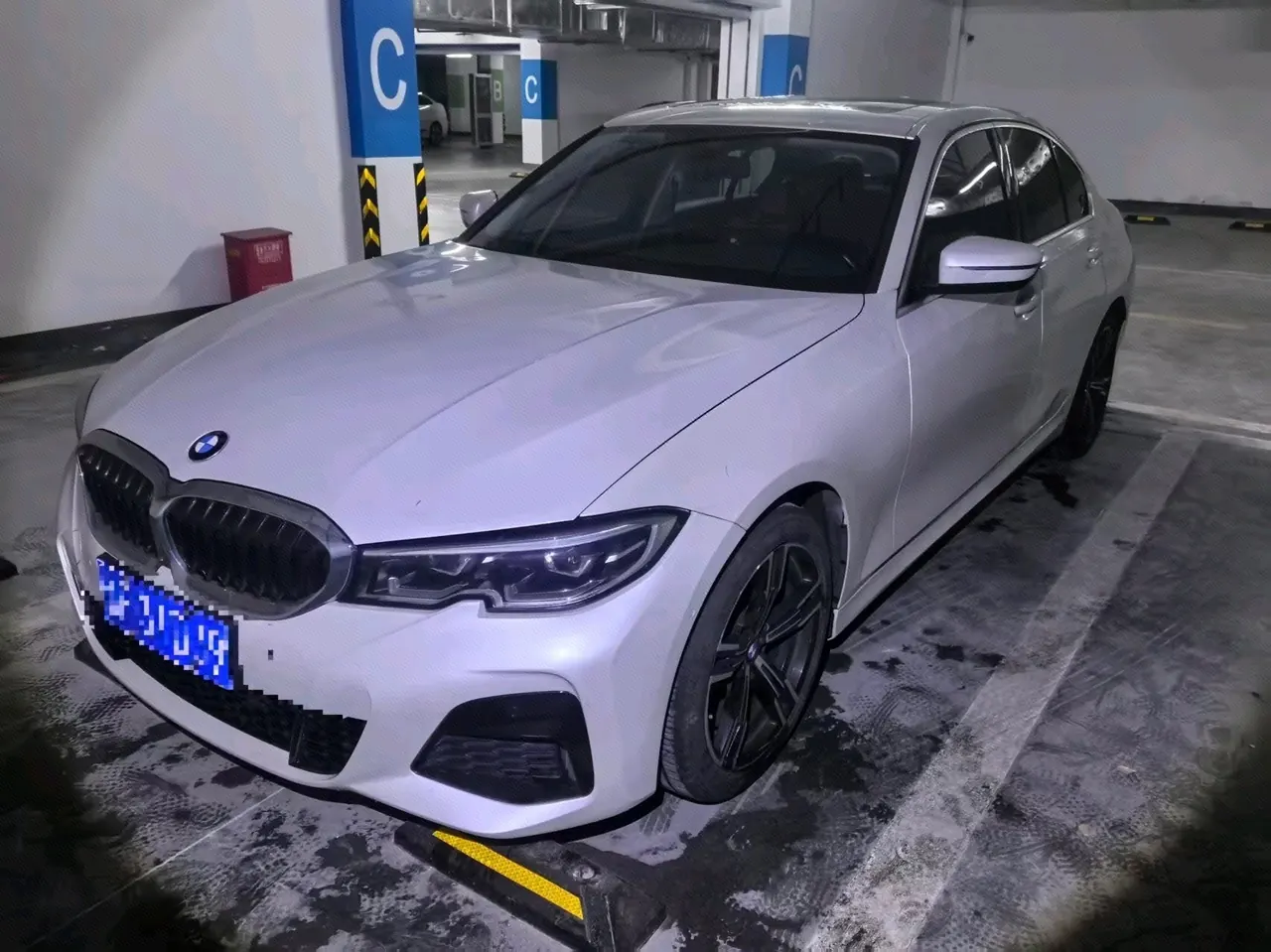 Open image lightbox: BMW 3 Series 2021 325i 2.0T M Sports Suit (Modified) Automatic Gear