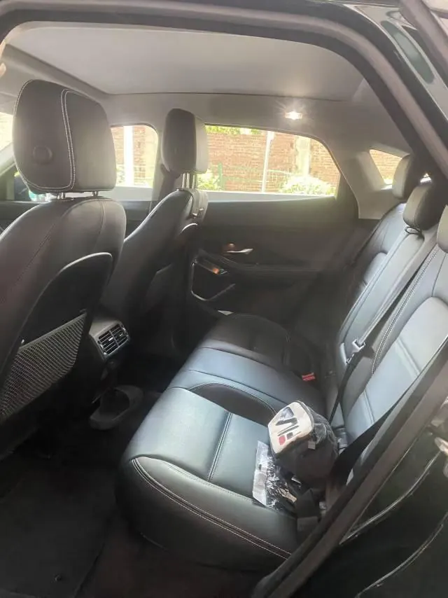 Jaguar 2024 E-PACE 48V 2.0T Yao black sports version R-DYNAMIC SE BLACK automatic gear 4