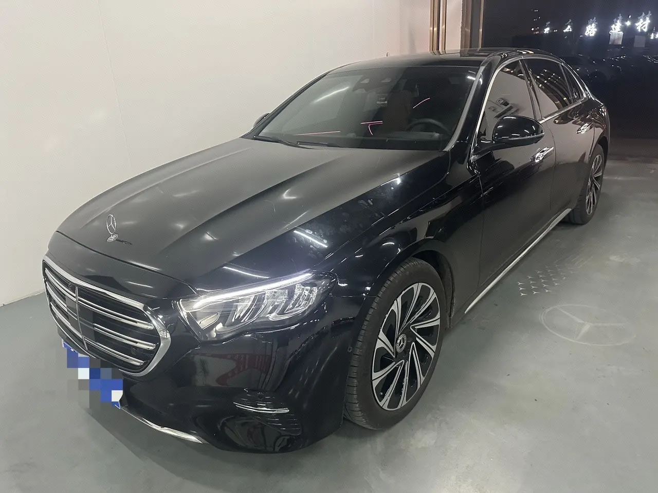 Open image lightbox: Mercedes Benz E Class 2025 E 300 L 48V 2.0T Luxury Sports Automatic