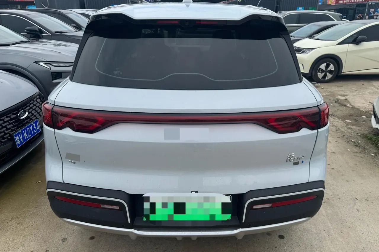 BYD 2025 Yuan UP Smart Driving 401KM Leading Automatic Gear 8