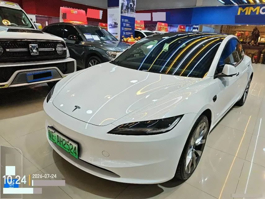 打开图片灯箱:Tesla 2025 Model 3 Long Endurance All-Wheel Drive Edition (Changed) Automatic Gear