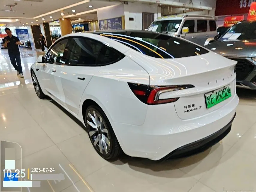 Tesla 2025 Model 3 Long Endurance All-Wheel Drive Edition (Changed) Automatic Gear 3