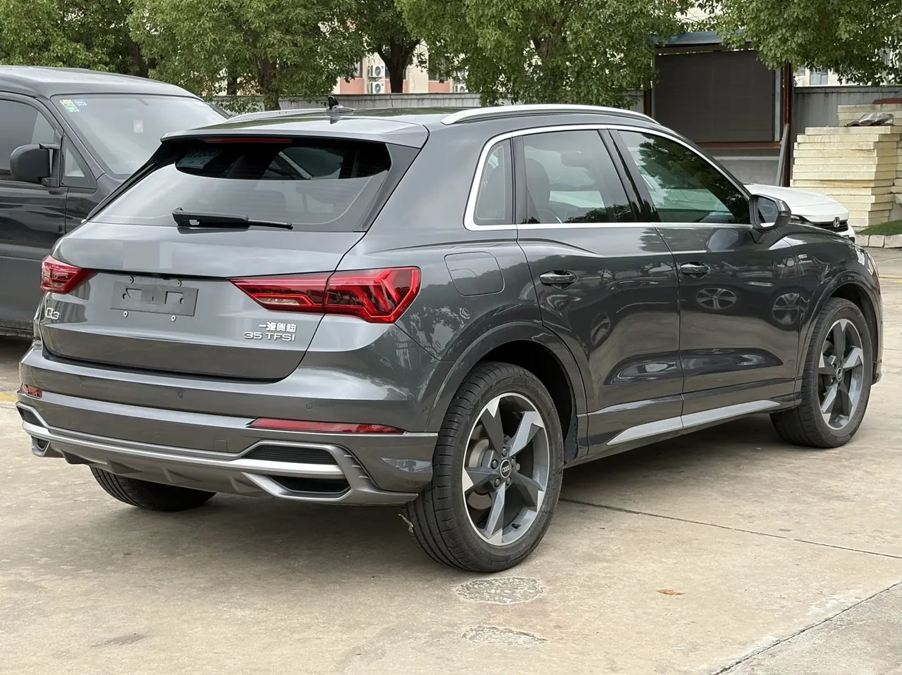 Audi 2022 Q3 1.4TFSI 35TFSI Fashion Dynamic Automatic 5